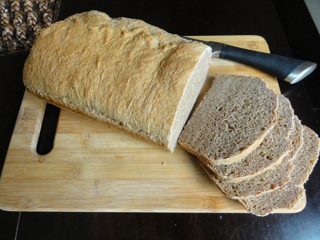 sliced Whole Wheat Sandwich Bread (Vegan and No-Knead!)