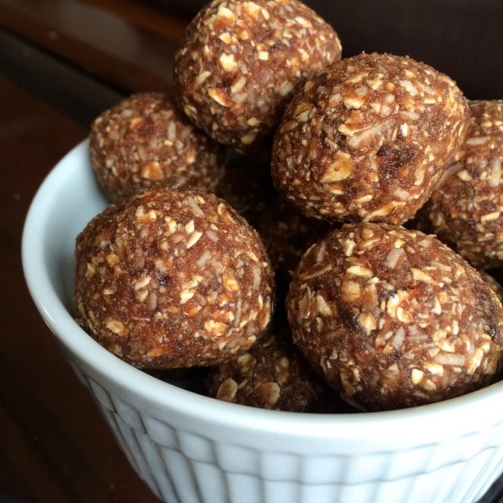 Oatmeal Energy Bites Two Ways: Nutella and Peanut Butter!