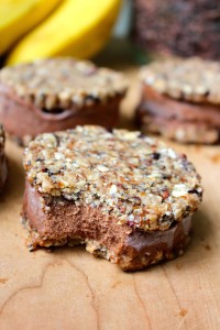 Vegan Oatmeal Cookie Banana Ice Cream Sandwiches 4