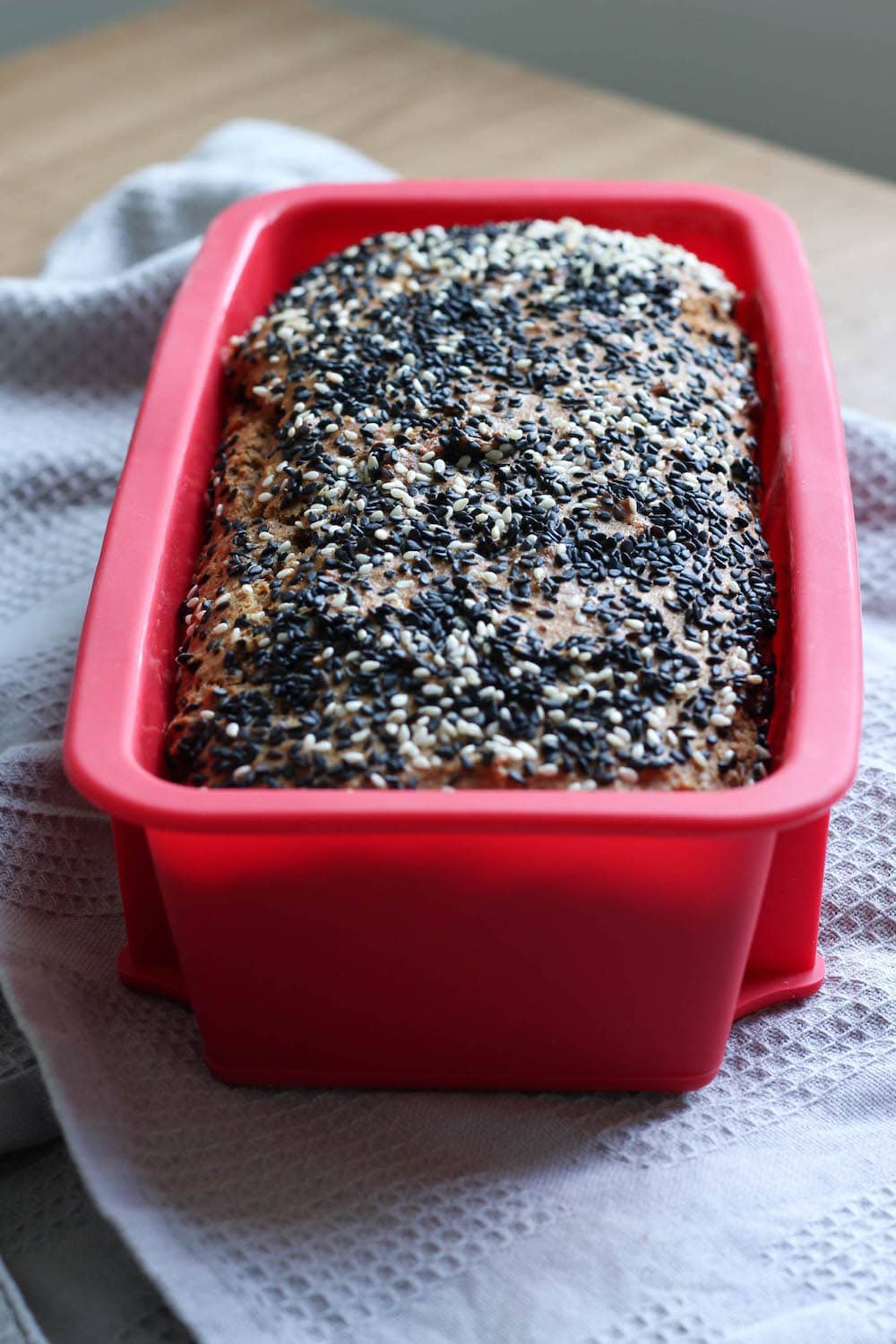 Black Sesame Tahini Vegan Banana Bread-5