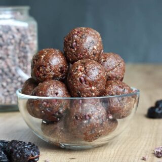 Chocolate Pecan Prune Energy Bites