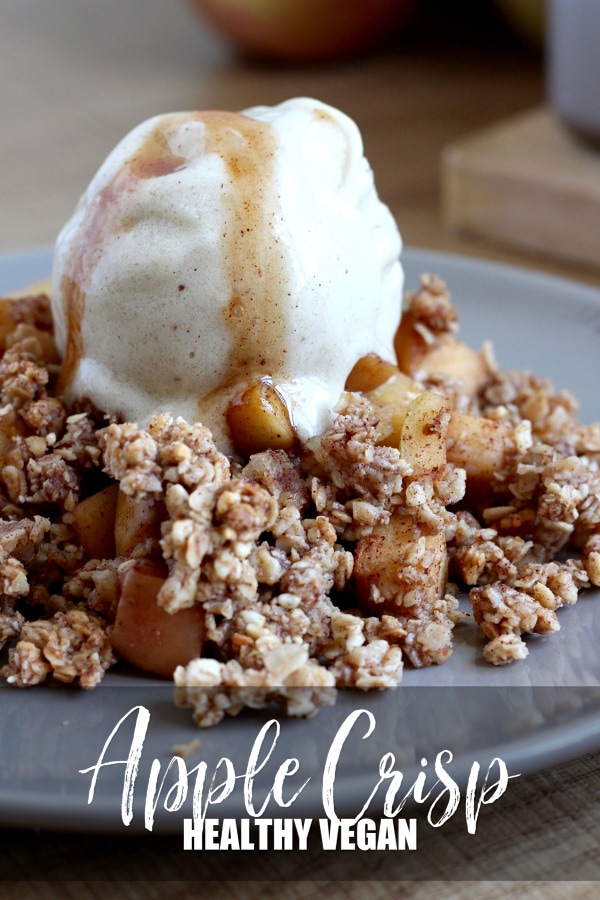 Vegan apple crisp dessert