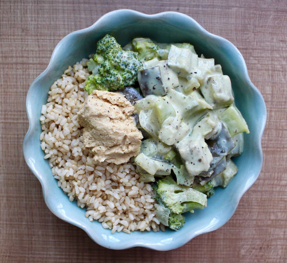 green curry with brown rice and  hummus