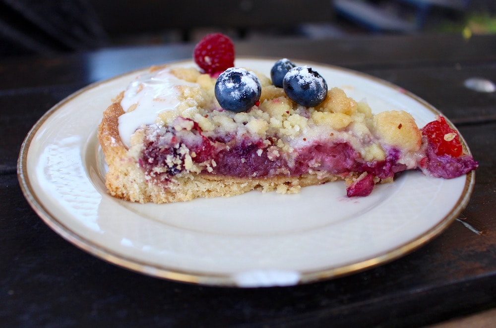berry tart with soy cream