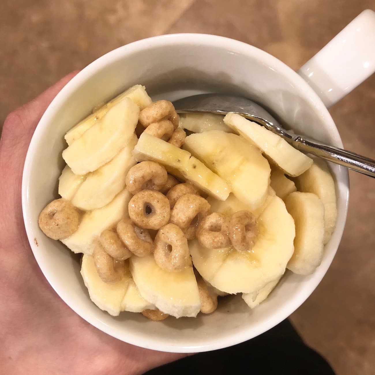 Mixed cereal with banana and almond milk