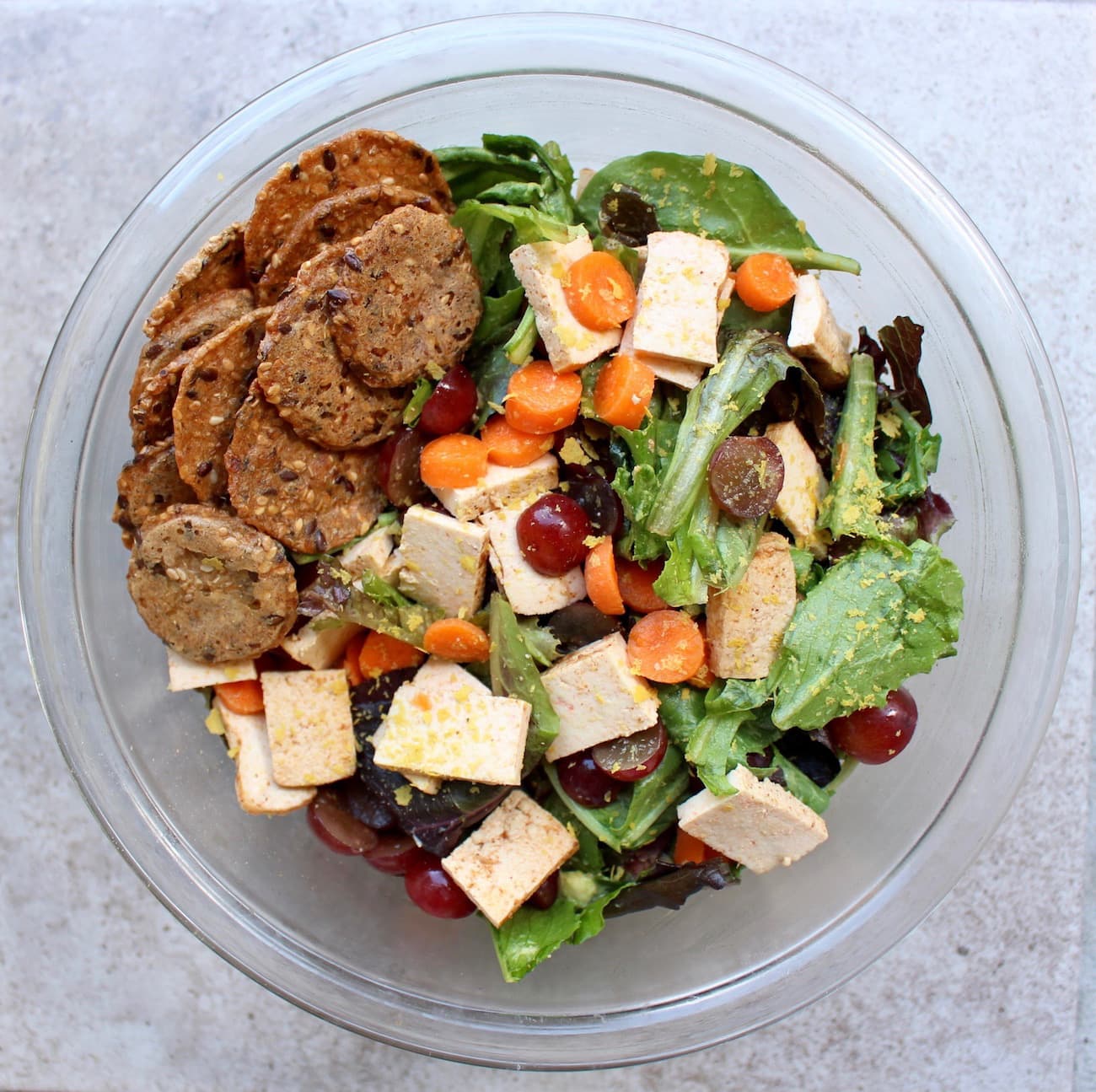 Tofu salad with grapes, carrots and mary's gone crackers