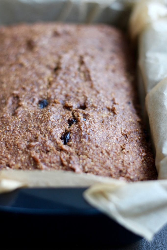 Easy Vegan Gingerbread Recipe - The Conscientious Eater