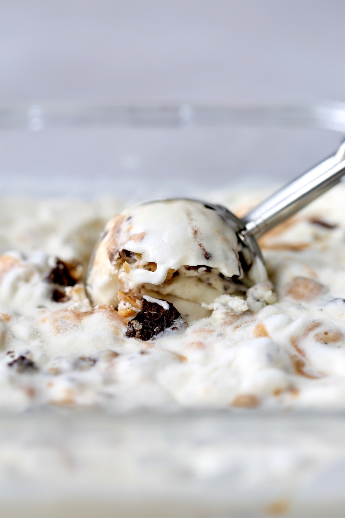 scoopable cookies and cream vegan ice cream