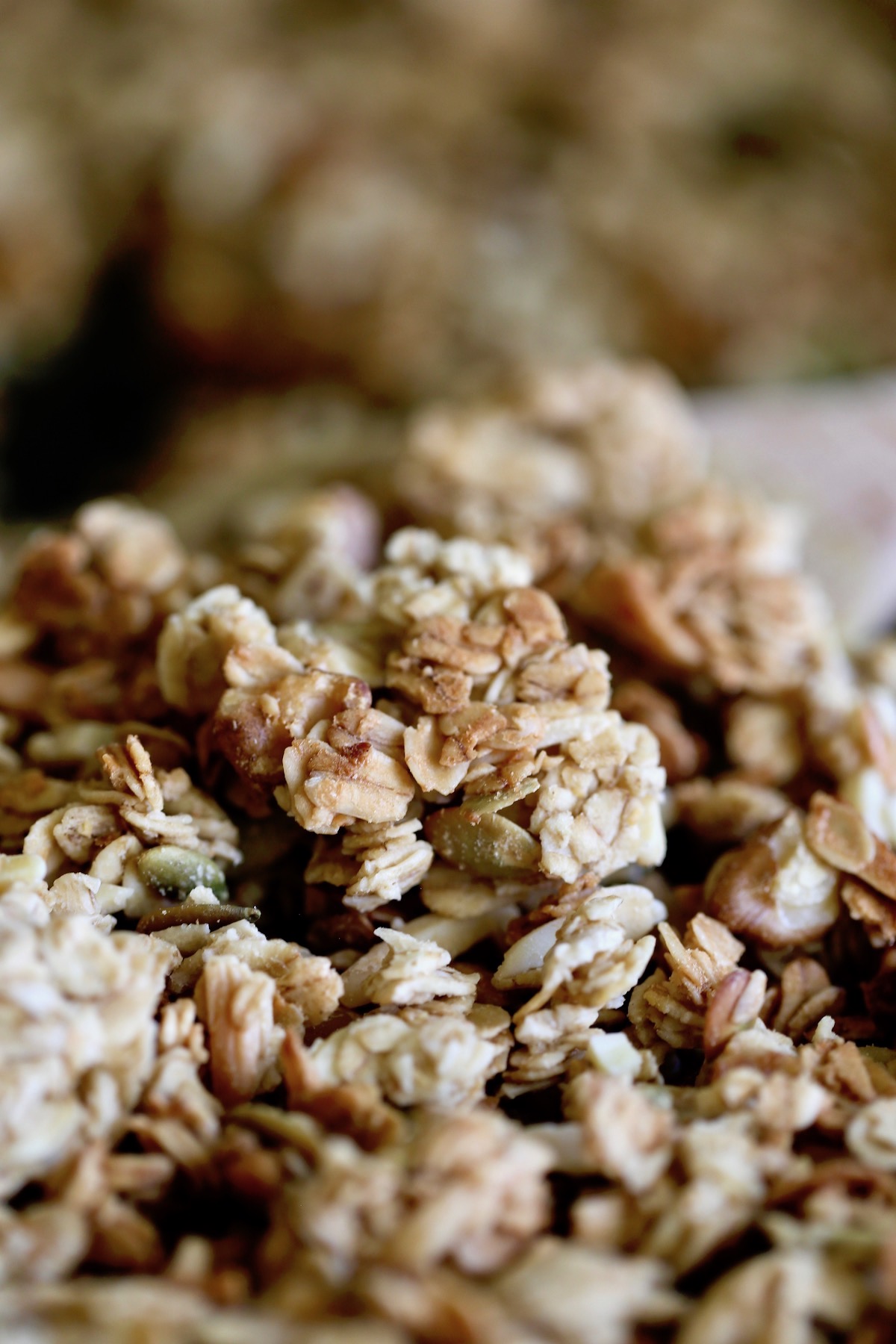 Easy tahini granola